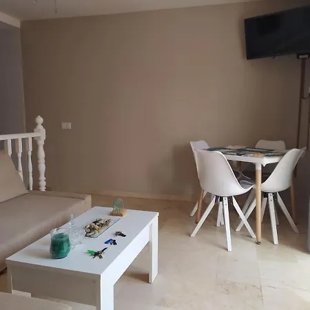 Arena B-11 Appartement *