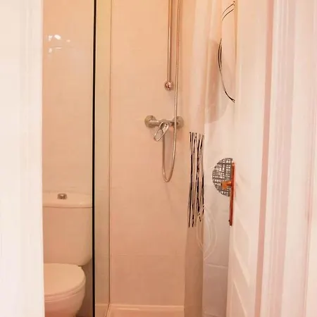 Appartement Arena B-11 *